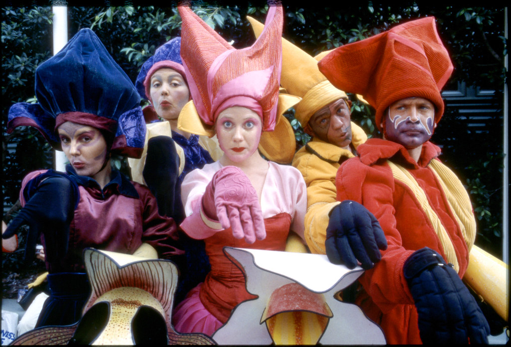 The Orchids street entertainer - Expo 88
